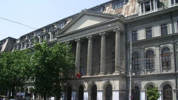 Universitatea din București scoate la concurs aproape 6.000 de locuri la admiterea din toamnă