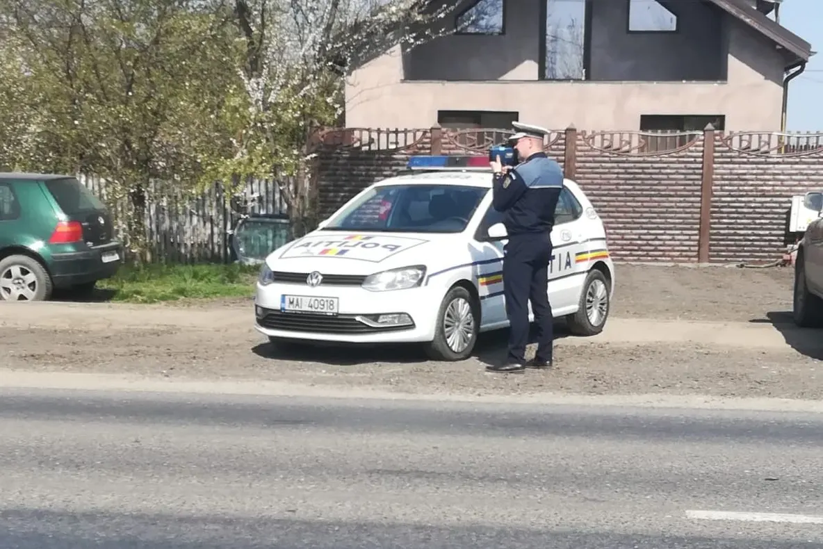 36 de permise auto reținute de polițiști week end-ul trecut