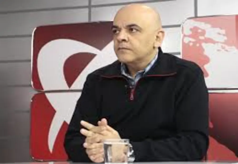 Realitatea pe net. Invitatul primei ediții este dr. Raed Arafat, secretar de stat în Ministerul Afacerilor Interne.