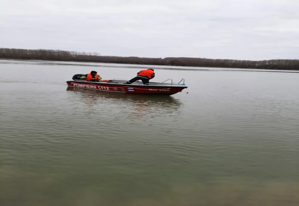 Un marinar dat dispărut, căutat de 5 zile în apele Dunării