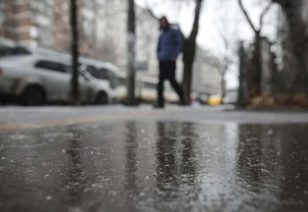 ALERTĂ meteo - Cod galben de ploaie, burniță și POLEI în Călărași