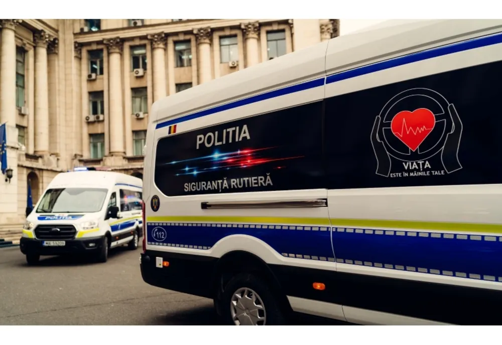 Laboratoare mobile de educație rutieră achiziționate de Poliția Română