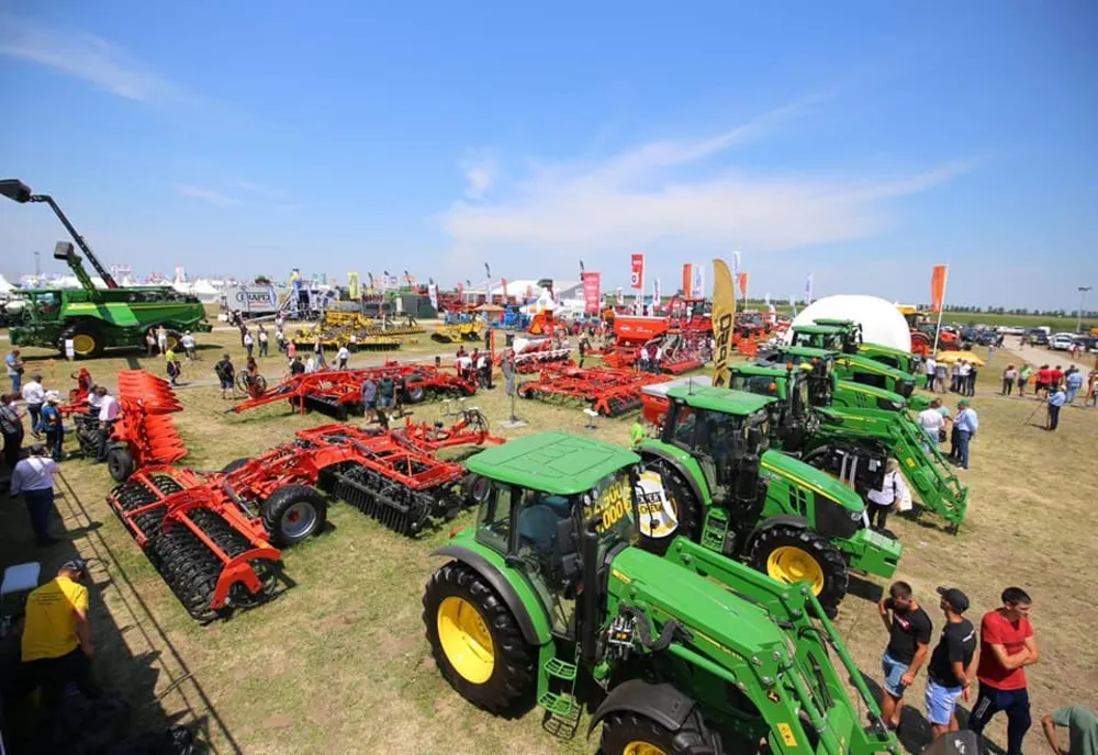 FOTO Agriplanta-Romagrotec  și-a deschis porțile la Fundulea