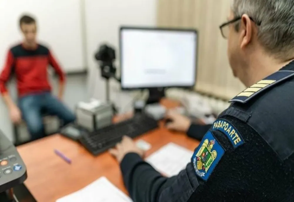 Vizită la pasapoarte de Ziua Copiilor