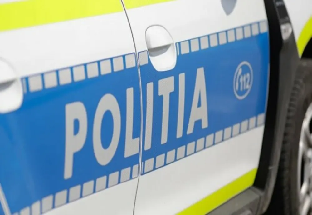 Mașină răsturnată pe Autostrada Soarelui. Trafic îngreunat