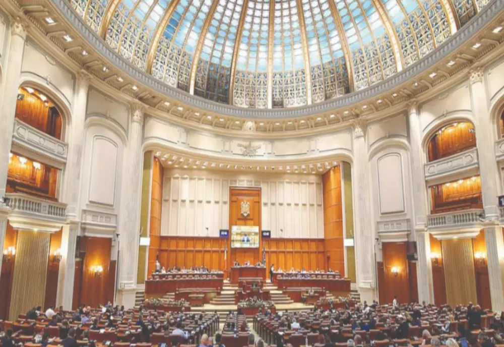 SCANDAL uriaș în Parlament: îmbrânceli și înjurături de nedescris - Doar aleșii locali vor avea salarii majorate