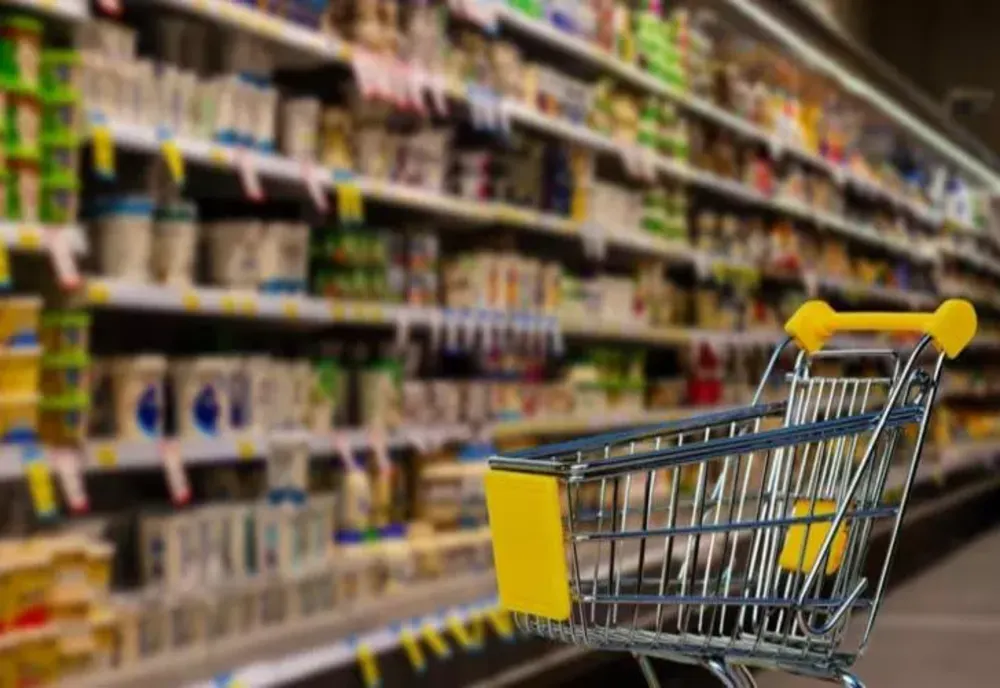 SENATOR AUR: ”9 DIN 10 SUPERMARKETURI NU SUNT ROMÂNEȘTI. PREȚURILE PRODUSELOR SUNT CRESCUTE ARTIFICIAL DE RETAILERI”