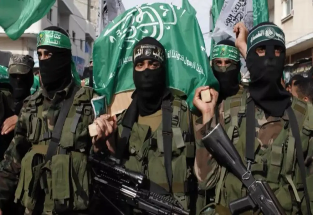 MAHMOUD ABBAS CERE HAMAS SĂ PREDEA ARMELE