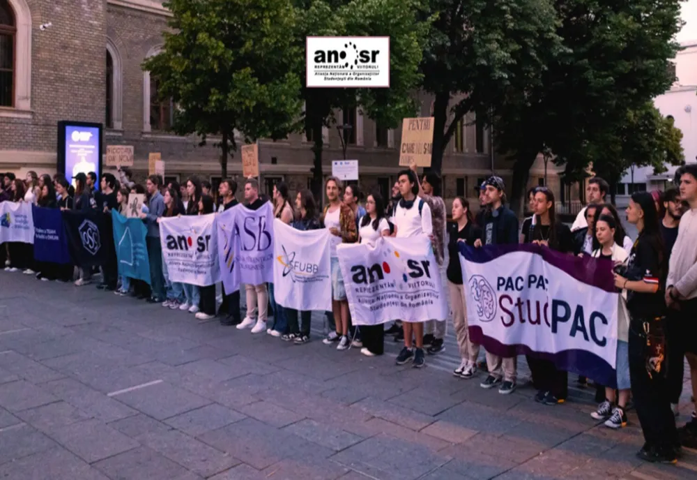 ANOSR CHEAMĂ STUDENȚII LA PROTEST PE 29 SEPTEMBRIE, ÎN PIAȚA VICTORIEI 