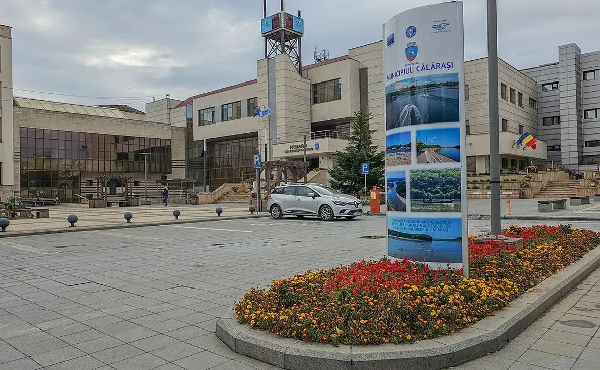 Nouă personalități au primit titlul de „Cetățean de Onoare” al municipiului Călărași