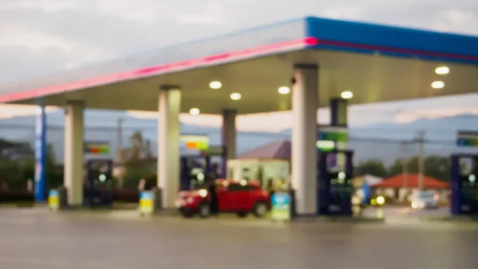 Prețurile la combustibili au crescut considerabil la mai multe stații de carburanți. Motorina a sărit iar de 9 lei