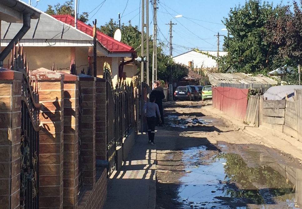 Referendum | Preoții din Călărași merg pe la casele oamenilor să-i scoată la vot