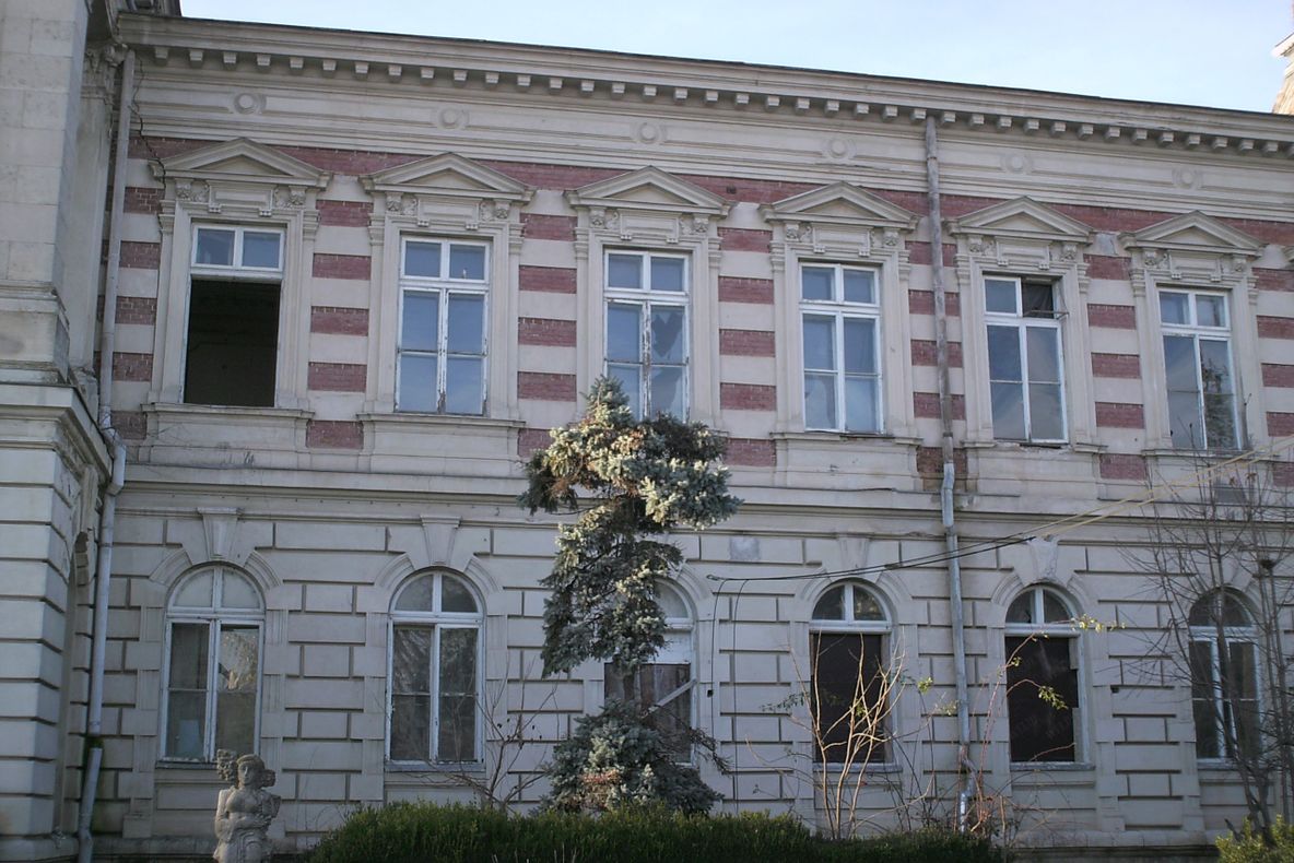 Consiliul Județean va depune la CNI un proiect de finanțare a reabilitării Prefecturii Călărași