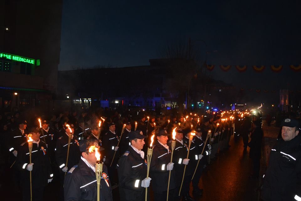 Video | Retragere cu torțe, în premieră, în garnizoana Călărași