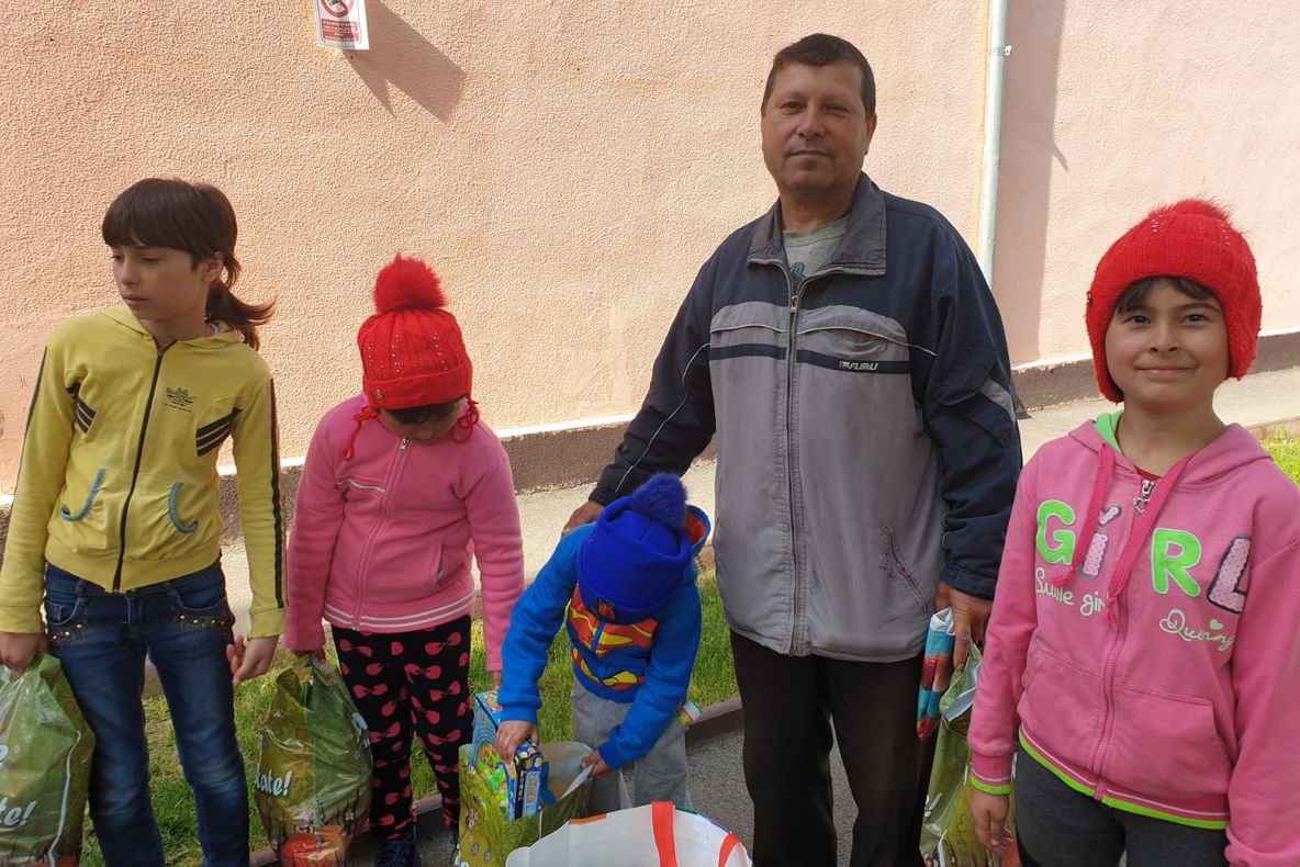 Salvatorii ISU Călărași, îngeri pentru opt copii nevoiași