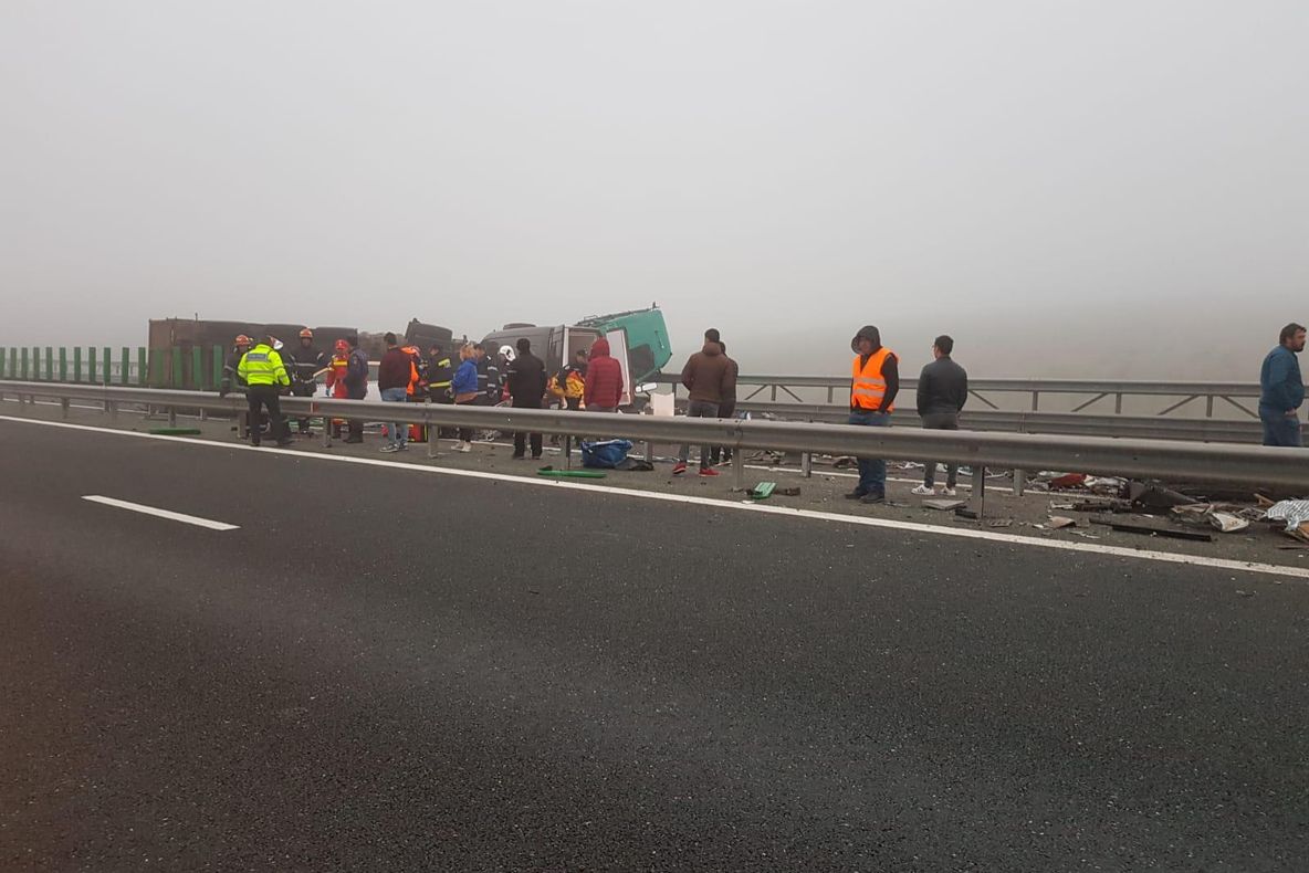 Video | Circulație blocată pe A 2, la Cernavodă, în urma unui grav accident de circulație