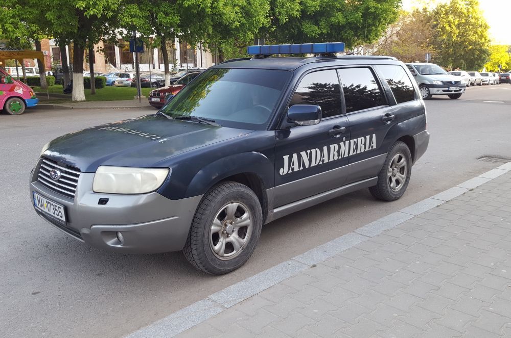 22 de tineri călărășeni au fost prinși de jandarmi cu droguri, doar în luna mai a.c.