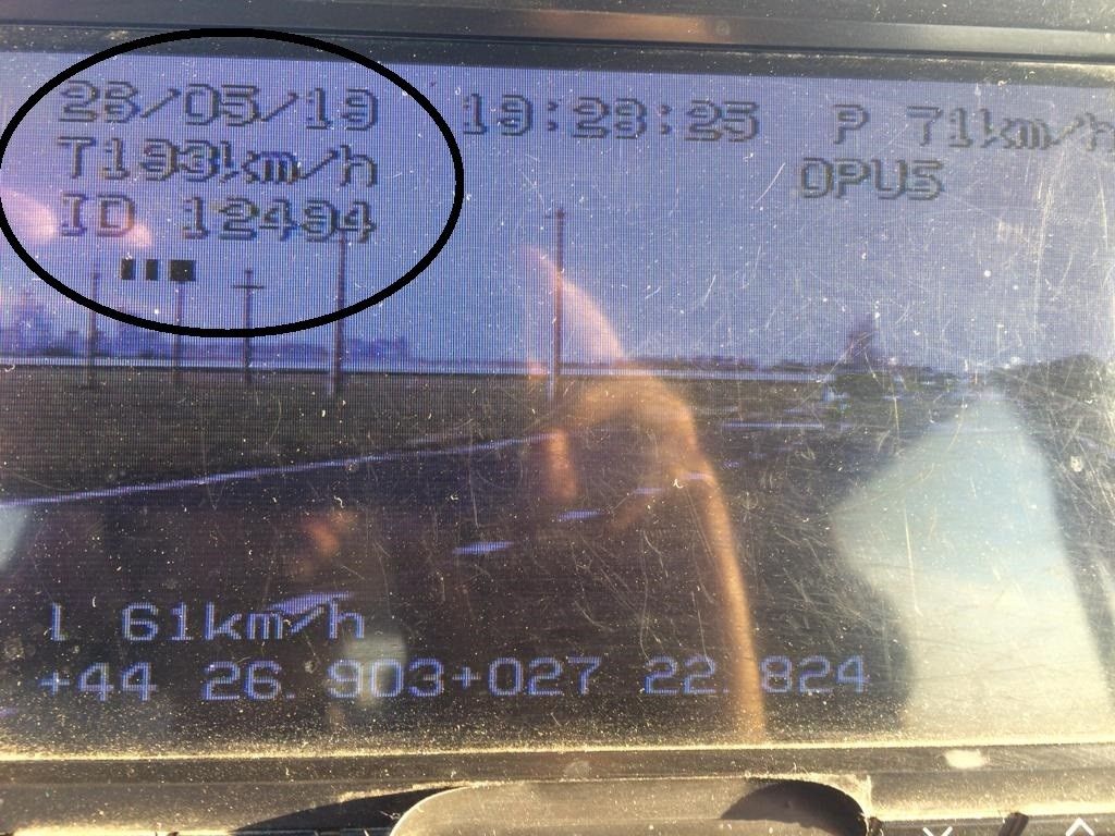 Prins de polițiști conducând cu 193 km/h pe DN 21