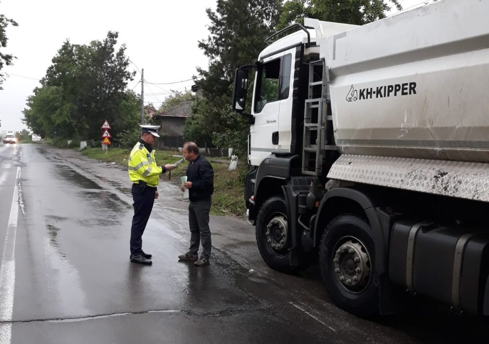 132 sancțiuni aplicate transportatorilor de mărfuri și persoane