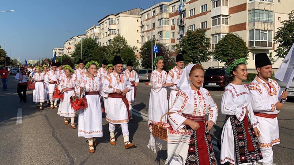 Ansamblul Bărăganul s-a clasat pe locul 2 la Festivalul Național de Folclor de la Mioveni
