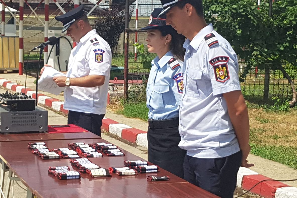 95 de pompieri ai ISU Călărași au fost avansați în grad