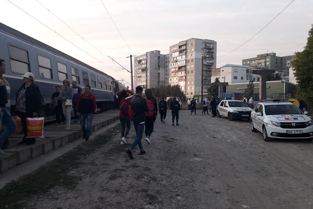 Polițiștii au luat astăzi cu asalt gările din județul Călărași