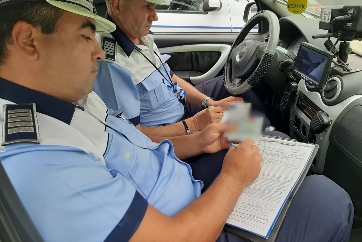 Peste 500 de vehicule verificate de polițiștii călărășeni în cadrul acțiunii Truck&amp;Bus