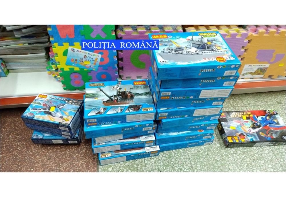 Amenzi de 27.500 lei pentru comercializare de produse contrafăcute sau neconforme