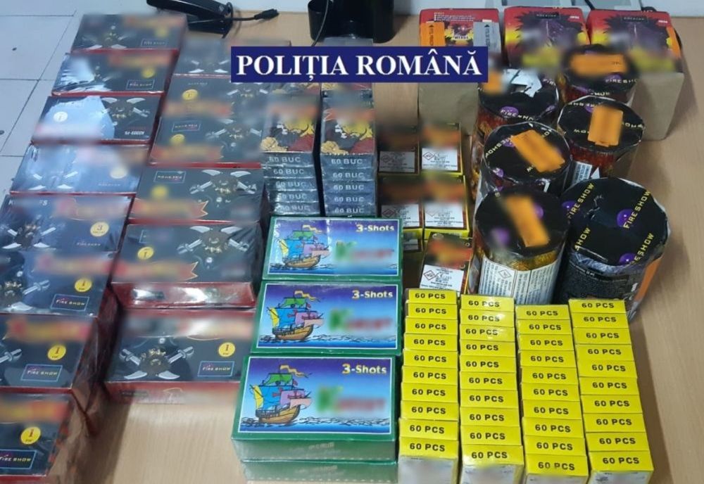 Aproximativ 1.300 de articole pirotehnice confiscate de polițiștii călărășeni