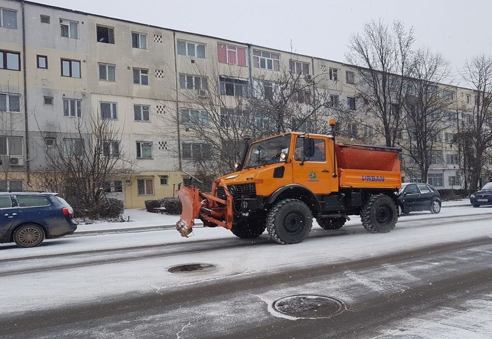 79 de utilaje vor efectua deszăpezirea în municipiul Călărași