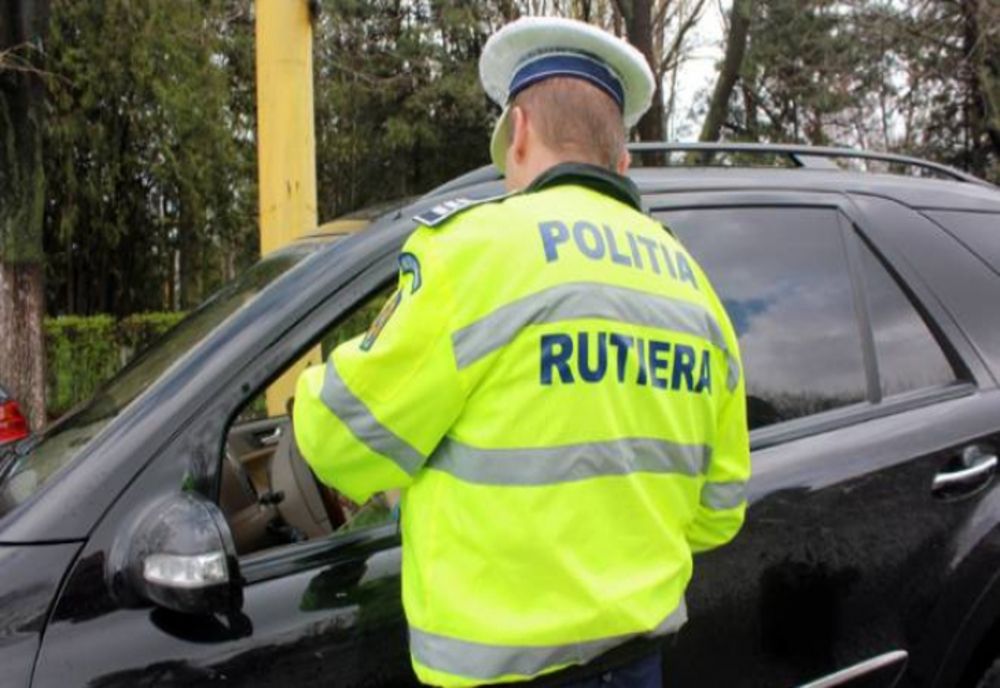 A băut bine și s-a urcat la volan. Polițiștii au descoperit că nici nu avea permis