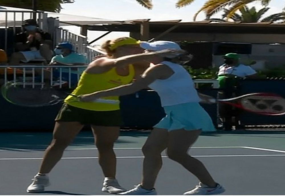 Simona Halep și Angelique Kerber au eliminat principalele favorite la dublu la WTA Miami
