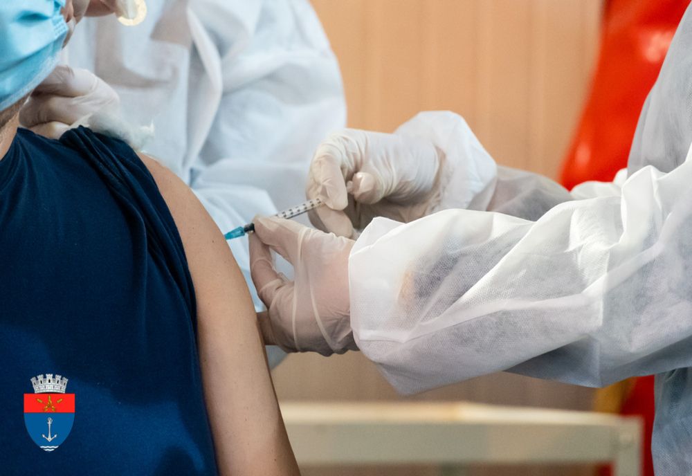 A început vaccinarea la centrul din incinta școlii"Mircea Eliade"Oltenița