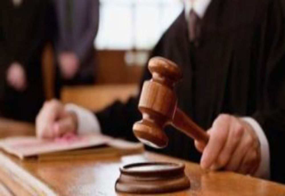 Părinții ai căror copii au afecțiuni grave pot primi concediu și indemnizație și după împlinirea vârstei de 16 ani