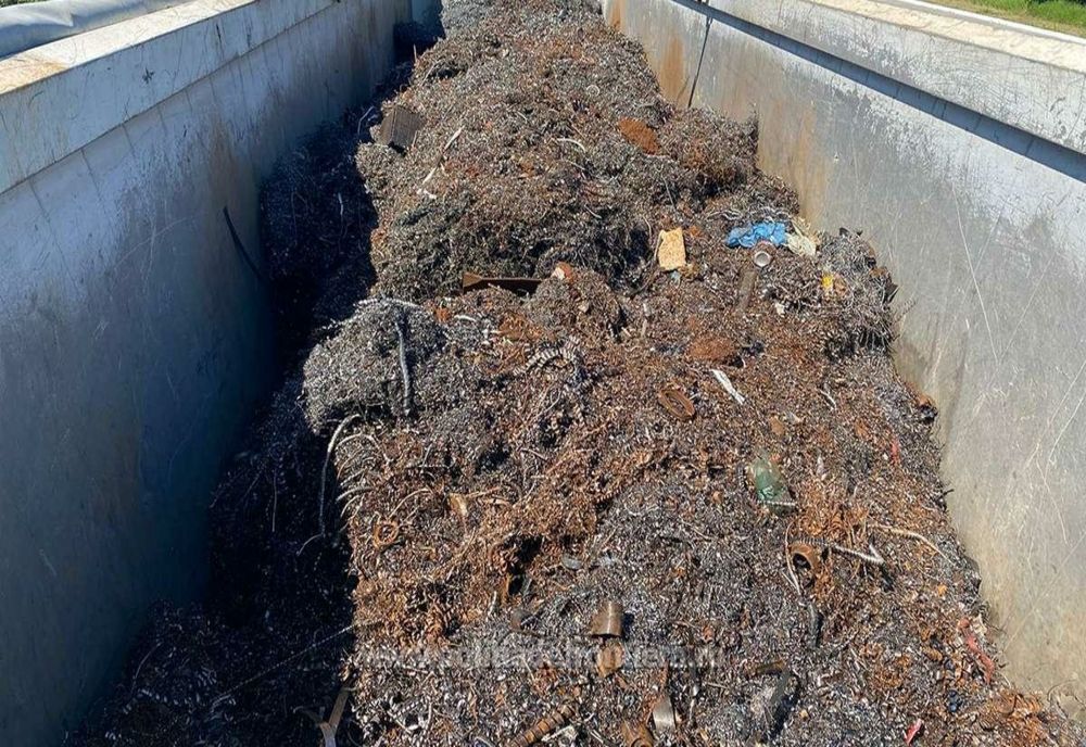 FOTO Deșeuri din fier oprite la PTF Călărași