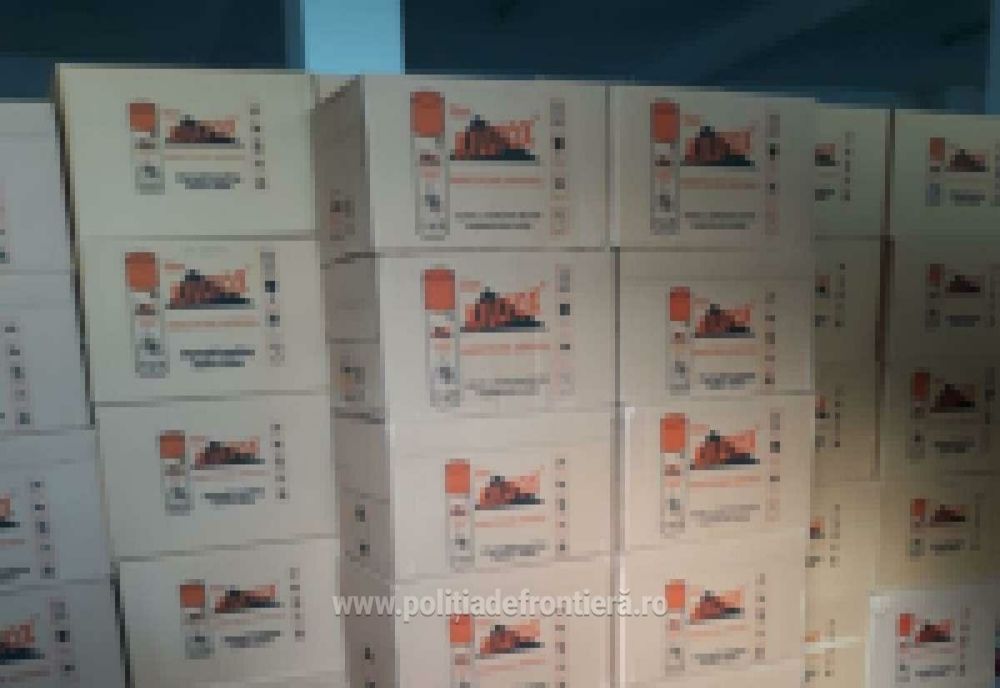 Peste 10.000 de  flacoane cu insecticid care aveau etichete contrafăcute, descoperite la Călărași