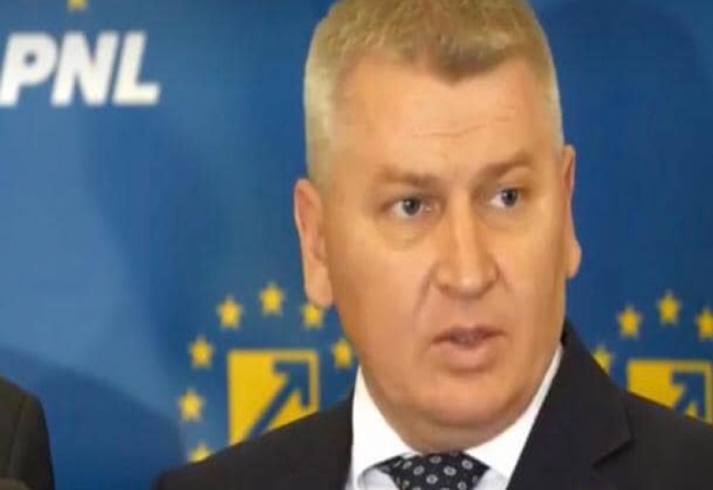 Florin Roman este nou președinte interimar al Camerei Deputaților