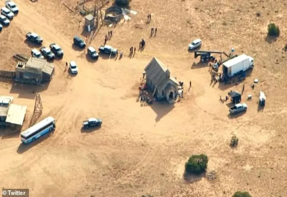 Actorul Alec Baldwin a împușcat doi membri ai echipei de filmare, în timpul turnării filmului Rust