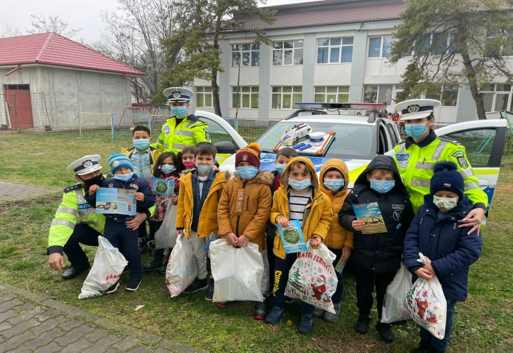 FOTO Ajutoarele lui Moș Nicolae