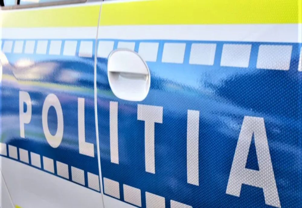 Rămăşiţe umane carbonizate, găsite în portbagajul unei maşini incendiate câmp