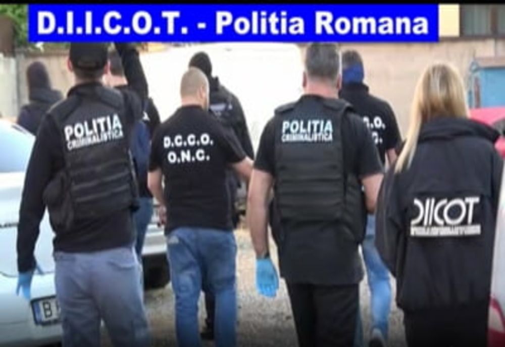 Ample percheziţii în Maramureş, Sălaj şi Călăraşi într-un dosar de proxenetism şi trafic de persoane (FOTO)