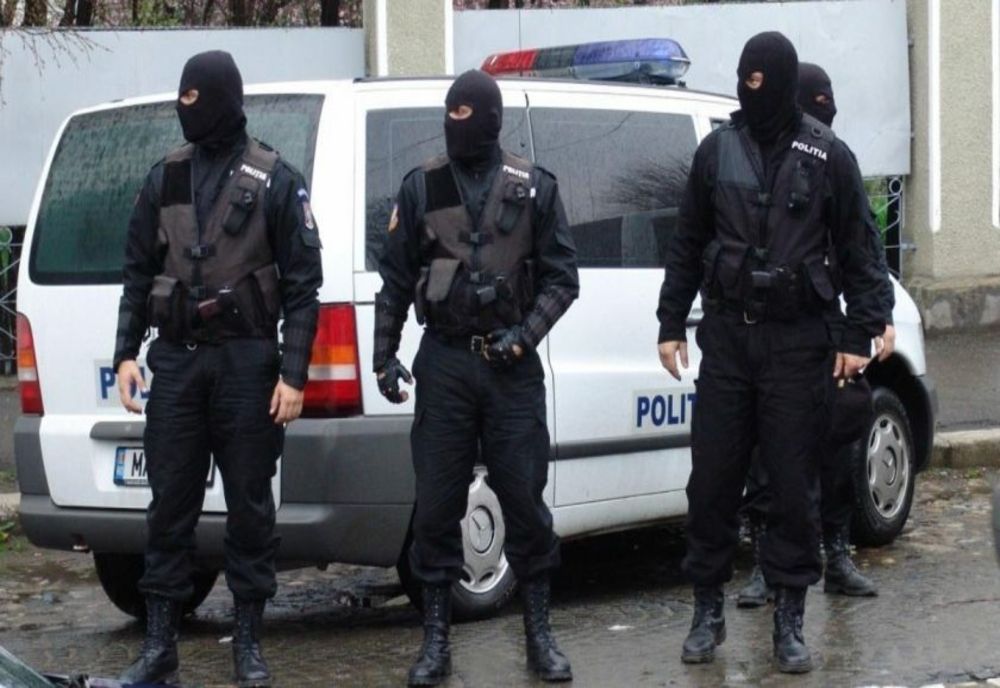 Cercetați pentru trafic de persoane