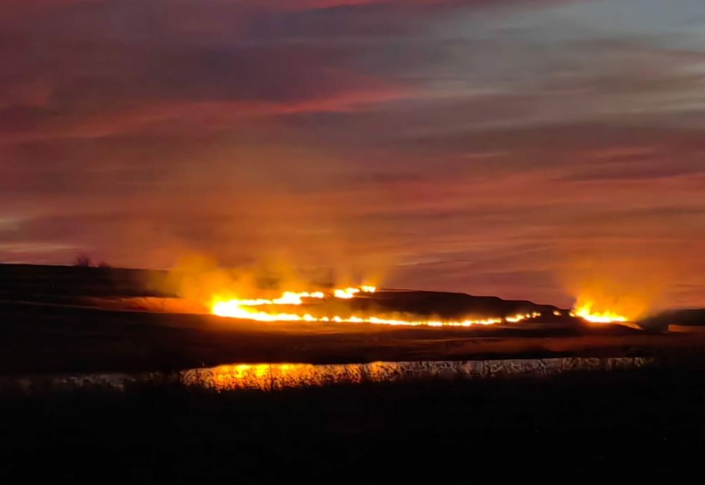 FOTO Incendu violent în Mihai Viteazu