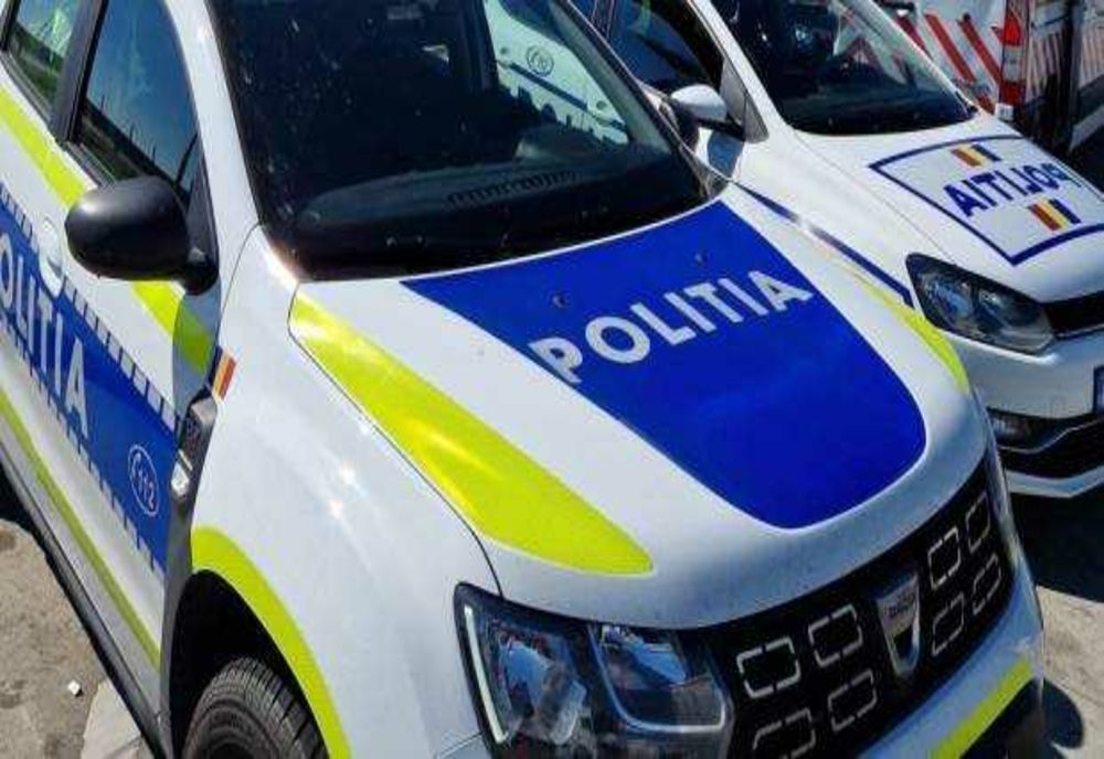 ATAC ARMAT LA O BANCĂ DIN CĂLĂRAȘI: BĂRBATUL A CERUT BANI SUB AMENINȚAREA UNUI PISTOL