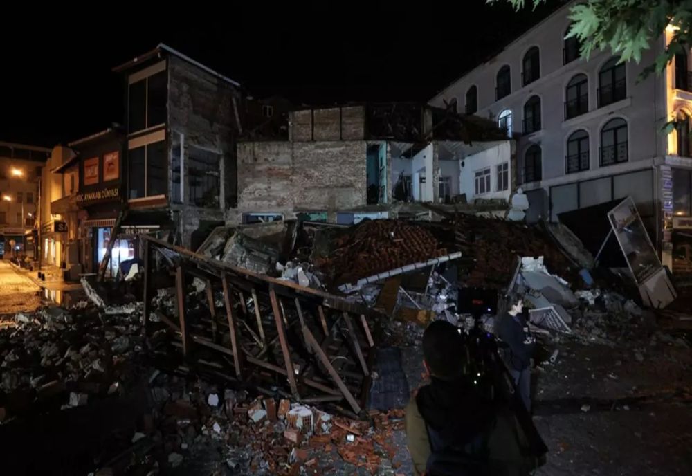 CUTREMUR DE PROPORȚII ÎN TURCIA, CU MAGNITUDINEA 6,1 RICHTER