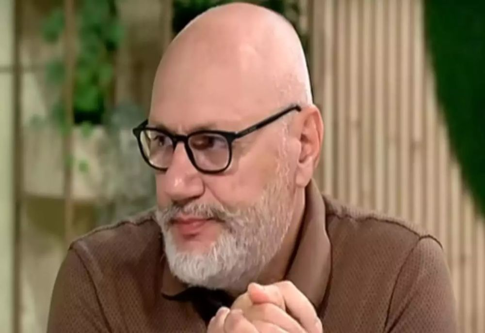 Cristian Andrei, anchetat pentru abuzuri sexuale și exercitare fără drept a profesiei! Percheziții de amploare, miercuri dimineață: presupusul psiholog urmează să fie audiat