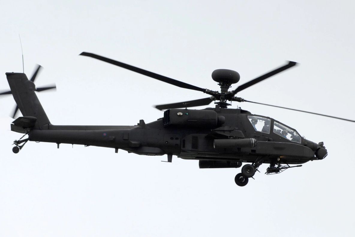 Elicopter Apache al armatei SUA, prăbușit în apropierea Strâmtorii Ormuz