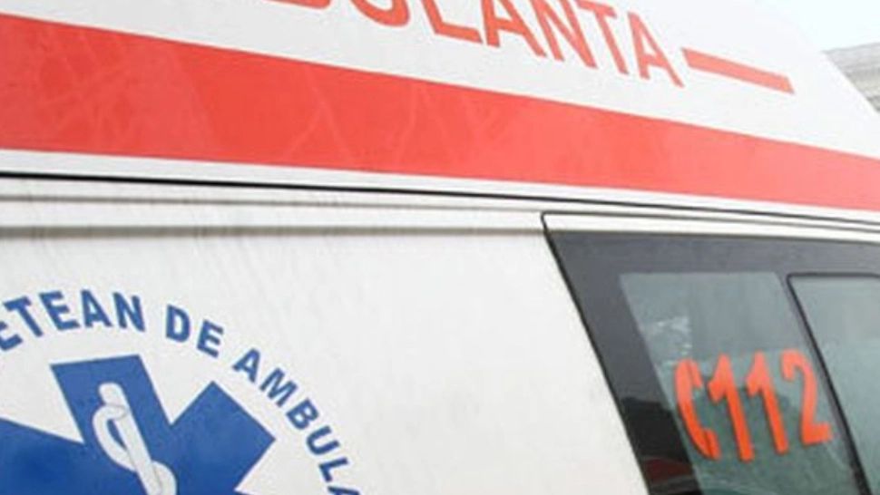 Un joc periculos s-a terminat la spital. Copil de 12 ani, electrocutat în Gara Târgu-Neamț