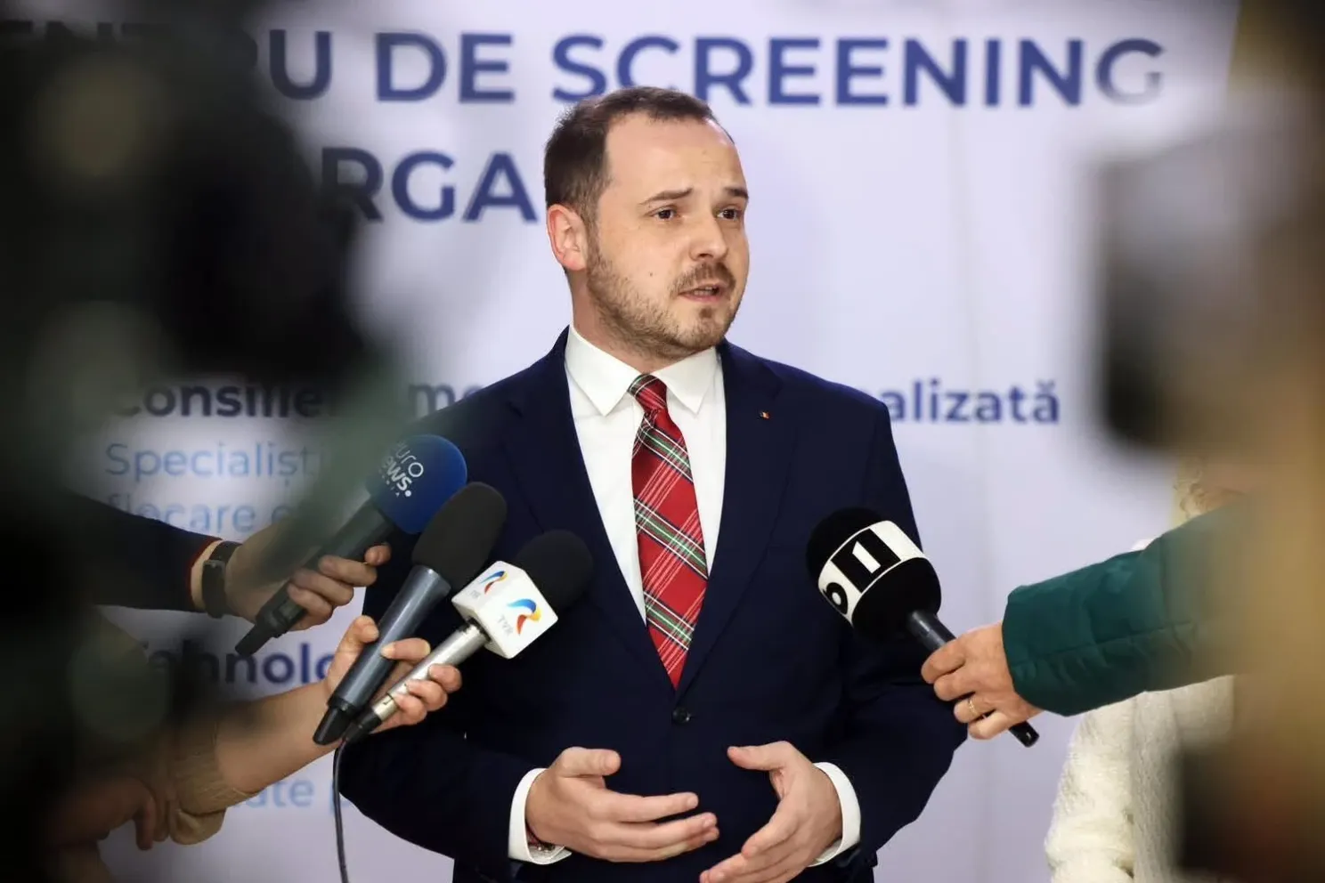 Rogobete vrea vaccinarea anti-HPV în farmacii până la sfârșitul anului. Ce alte planuri are