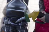 Lovitură pentru șoferii români: România este singura țară din UE unde motorina a continuat să se scumpească